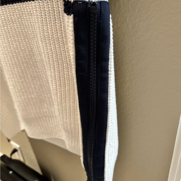 Kate Spade Sweater - Picture 5 of 6